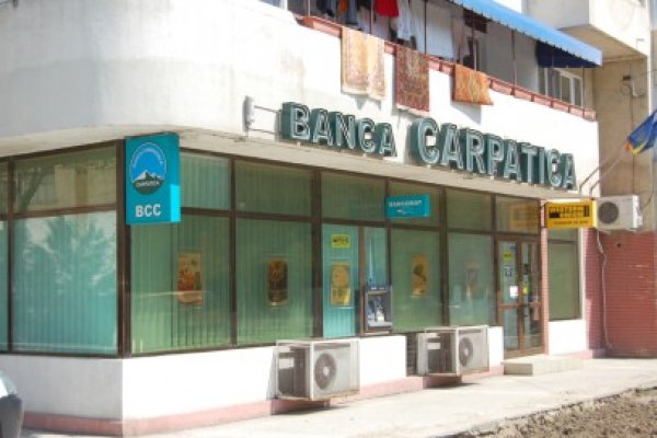 Parteneriat între bănci